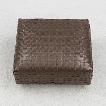 Centro Studi, a 'Bangkok Ottoman' Flexform, 21st century.