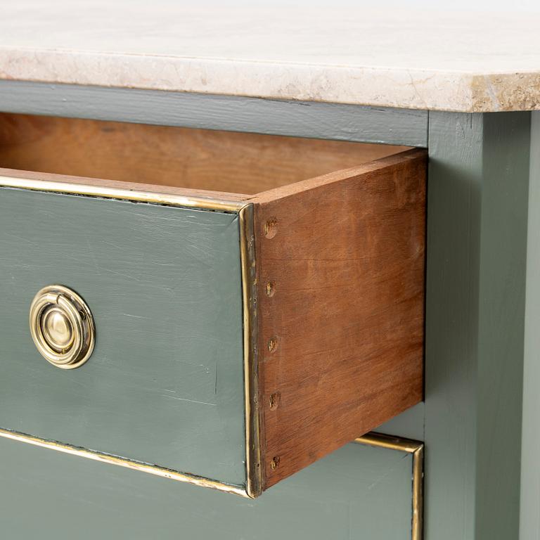 Byrå, gustaviansk stil, 1900-tal.