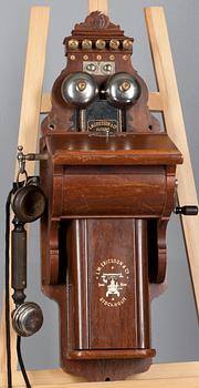 VÄGGTELEFON, L.M. ERICSSON & co, tidigt 1900-tal.