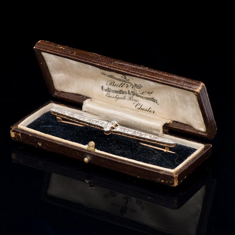 BROSCH, rosen- och antikslipade diamanter, 14K guld, sent 1800-tal.