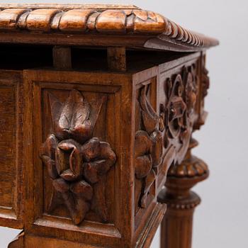 BORD, renässansstil, 1800-talets slut.