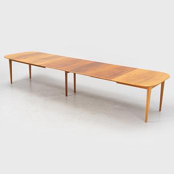 Josef Frank, a model '947' mahogany veneered dining table, Firma Svenskt Tenn, reportedly bought around the year 1992.