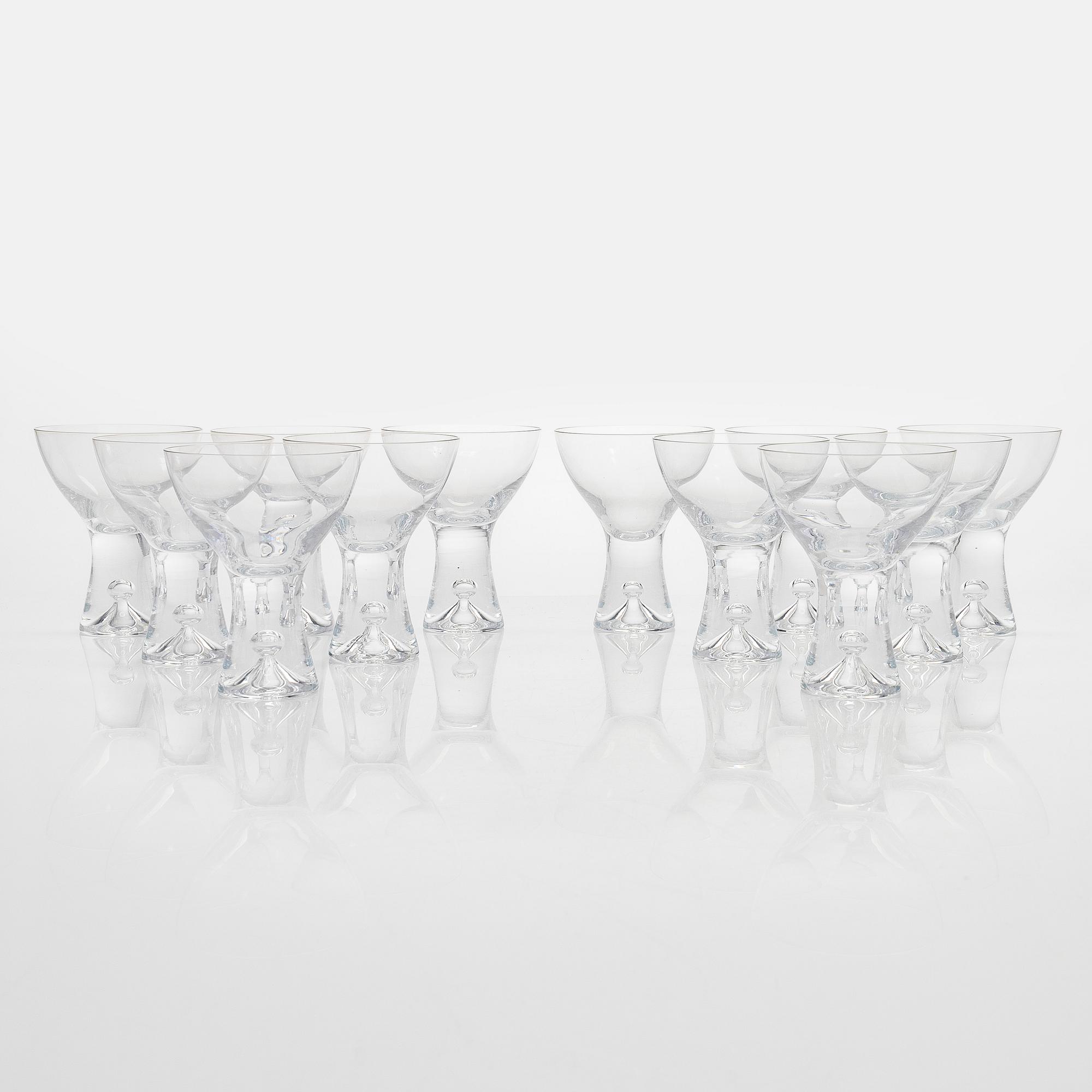 Tapio Wirkkala, champagneglas/ efterrättsskålar, 12 st  "Tapio" modell 2101. Iittala.