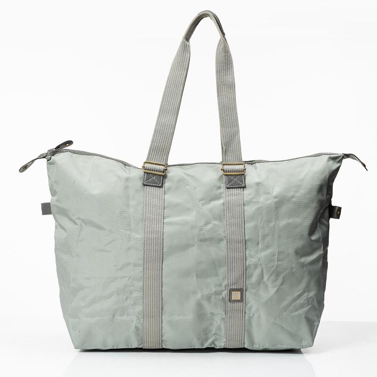 Dunhill, weekend bag with toiletry case.