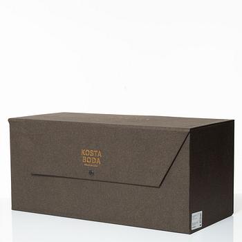 Lena Bergström, "Aqua", from the series "Tellus", Kosta Boda, 2019.