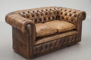 SOFFA, chesterfieldmodell, 1900-talets andra hälft.