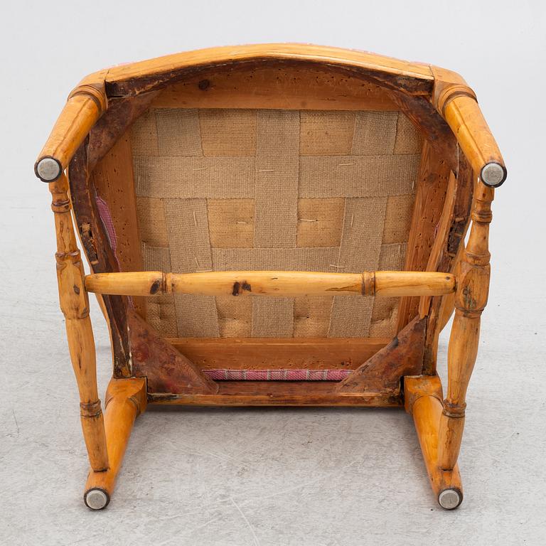 A pair of Gustavian chairs, circa 1800.