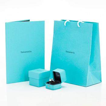 Tiffany & Co, a platinum ring with a brilliant-cut diamond 0.48 ct. With certificate.