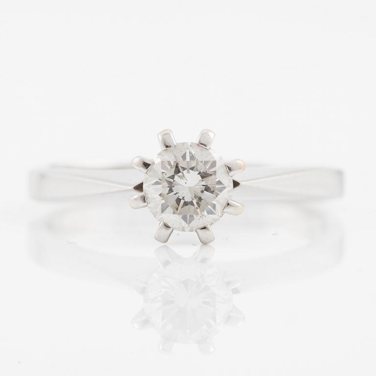 Ring, 18K vitguld med briljantslipad diamant 0.85 ct enligt gravyr.