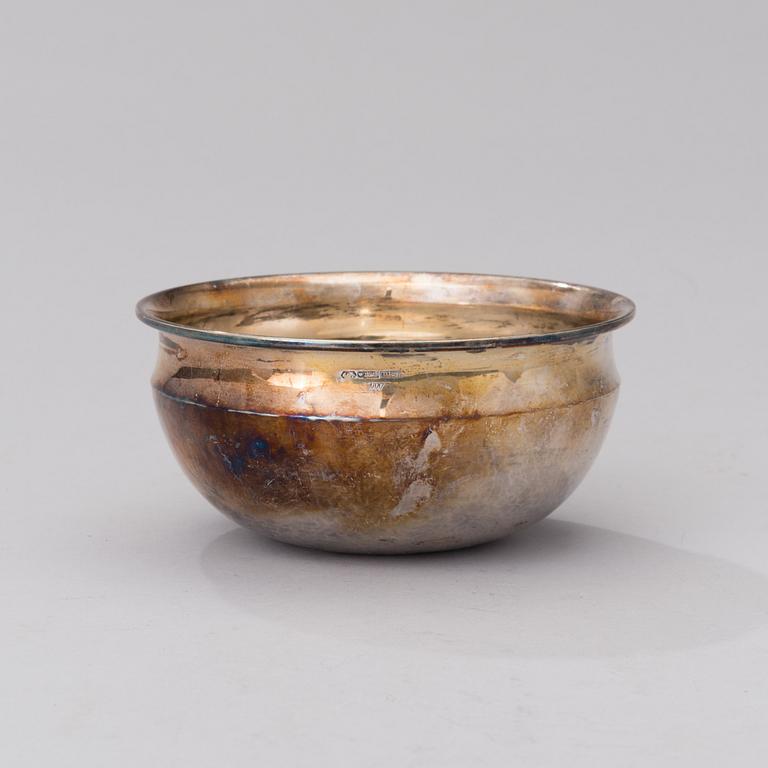 A SILVER BOWL BY TAPIO WIRKKALA, Kultakeskus, Hämeenlinna 1971.