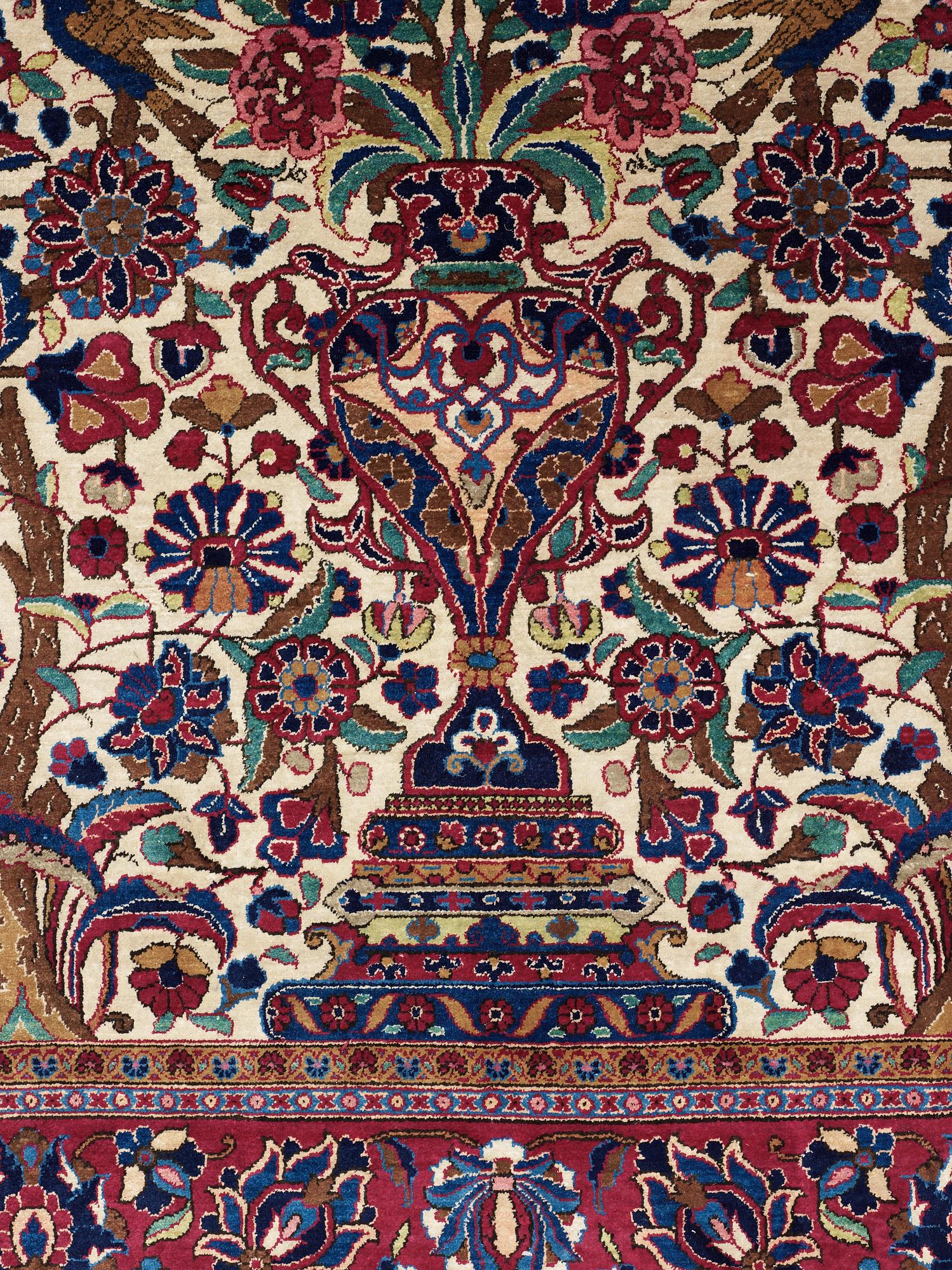 SEMI-ANTIQUE SILK KASHAN. 202 x 138,5 cm.