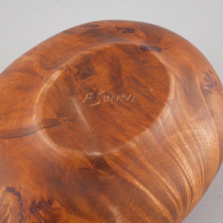 A bod made by Anders Sunna, signed.