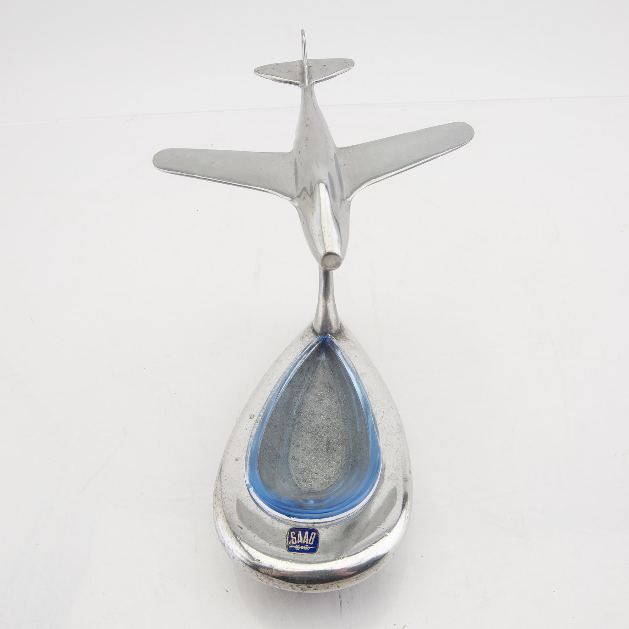 Ashtray Saab J29 "Tunnan" aluminum and glass.