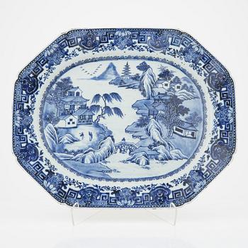 Stekfat, kompaniporslin, Kina, Qing dynastin, Qianlong (1736-95).