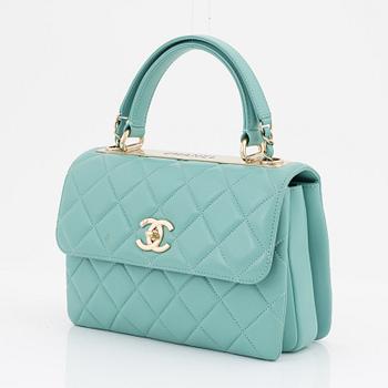 Chanel, a mint green 'Trendy CC' top handle flap bag,2020.
