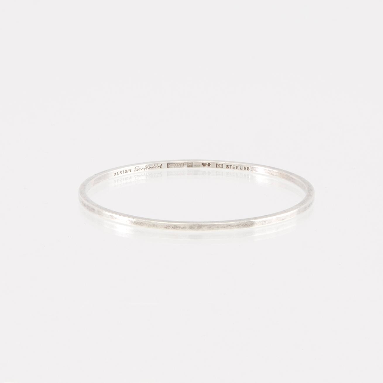 Elon Arenhill, armringar 2 st silver, Malmö 1964 och 1991.