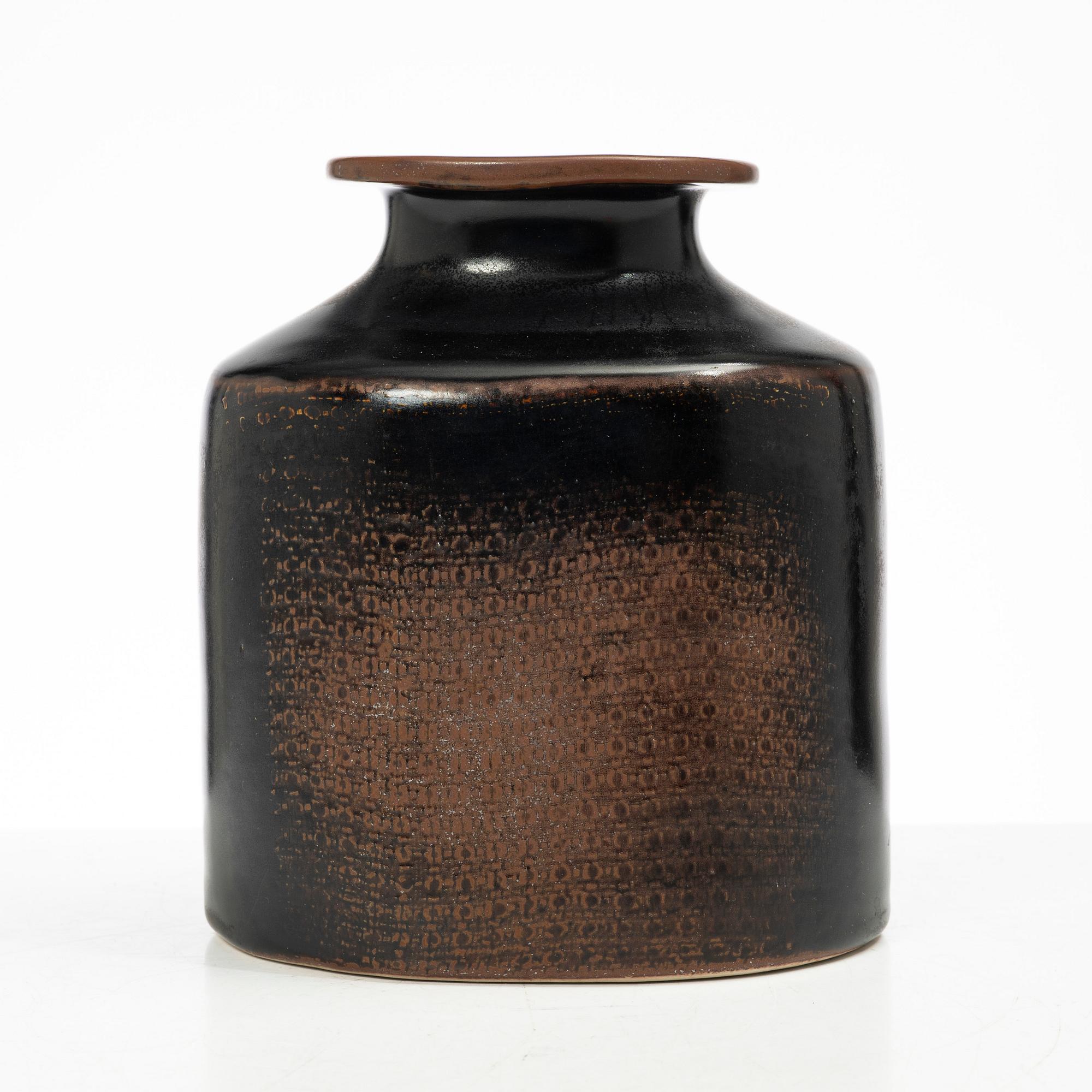 Stig Lindberg, a stoneware vase, Gustavsbergs studio, Sweden 1974.