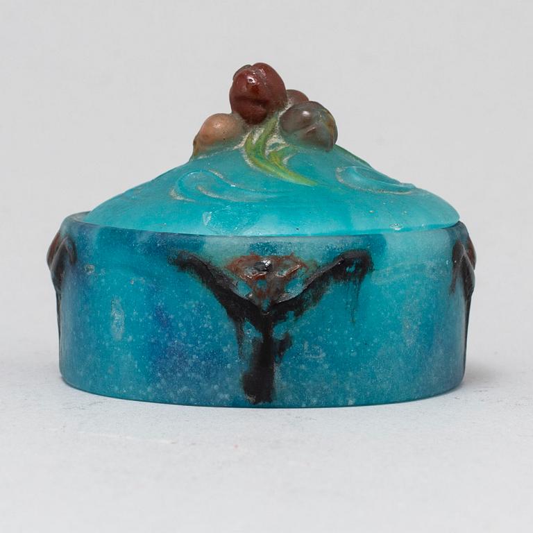 ALMARIC WALTER & HENRI BERGÉ, a pate de verre Nancy, glass box with lid, early 1900's.