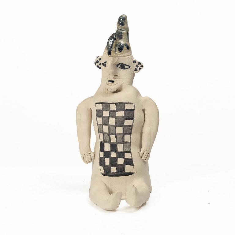 Ulrica Hydman-Vallien, Skulptur, lergods, egen ateljé.