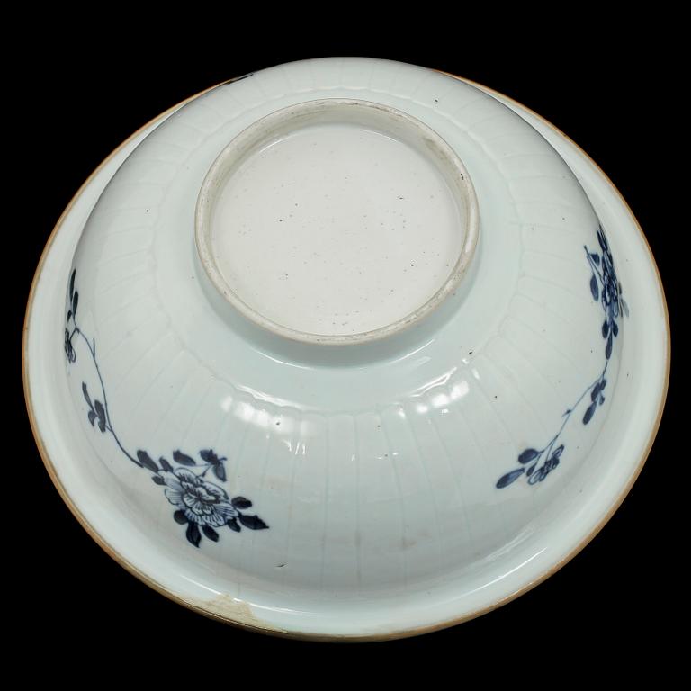 SKÅL, porslin, Kina, Qing dynastin, Qianlong, 1736-1795.