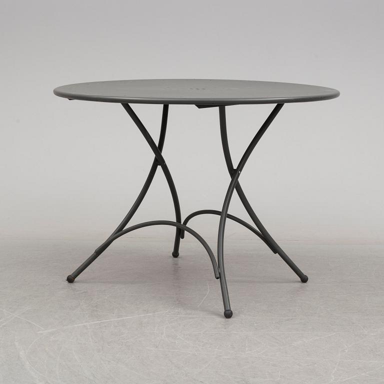 TRÄDGÅRDSBORD, möjligen Svenskt Tenn, 2000-tal.