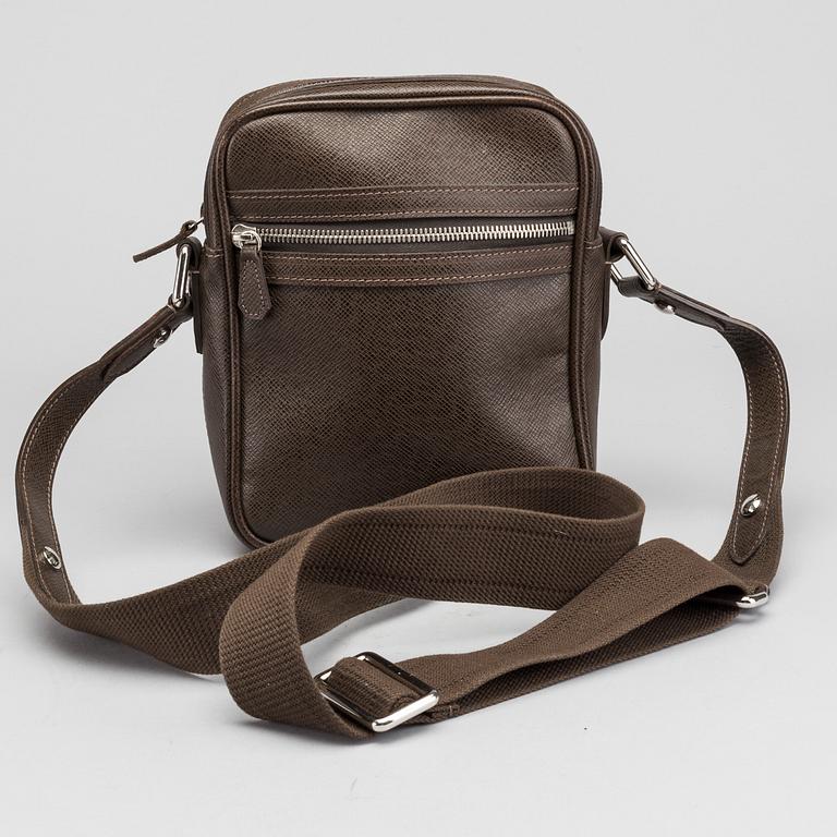 LOUIS VUITTON, väska.