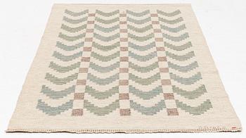 Brita Grahn, matta rölakan, ca 219 x 126 cm, signerad B Grahn.