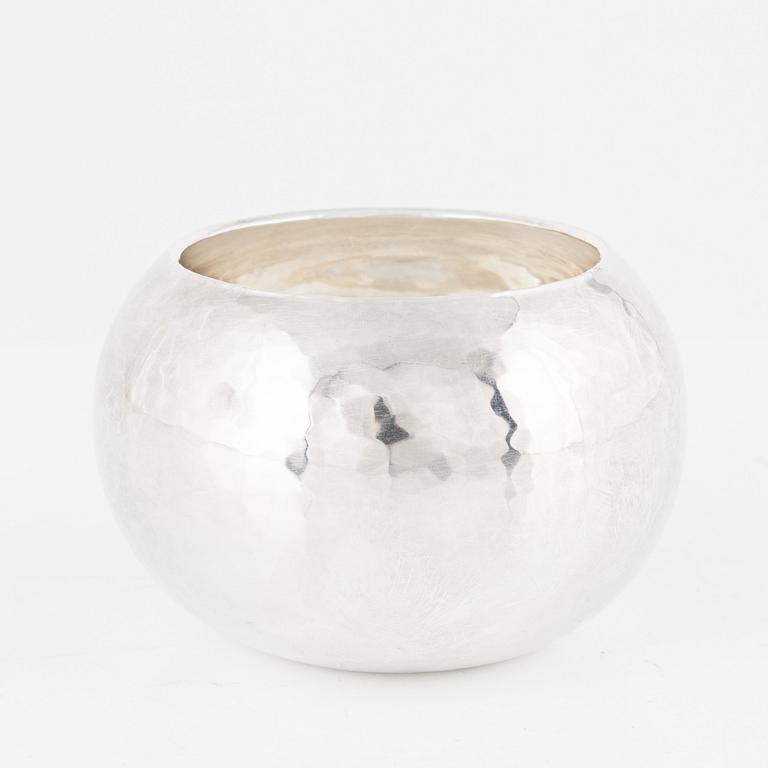 Rolf Carlman, a sterling silver bowl, Stockholm, 1992.