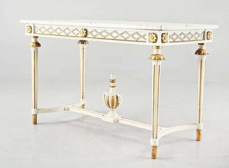 BORD, gustaviansk stil, 1900-talets första hälft.