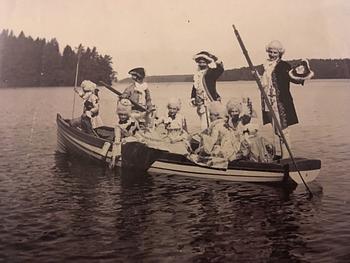 KLÄNNING, siden. 1900-tal.