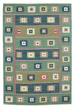 579. CARPET. "Grön äng". Flat weave. 253,5 x 170 cm. Signed AB MMF.