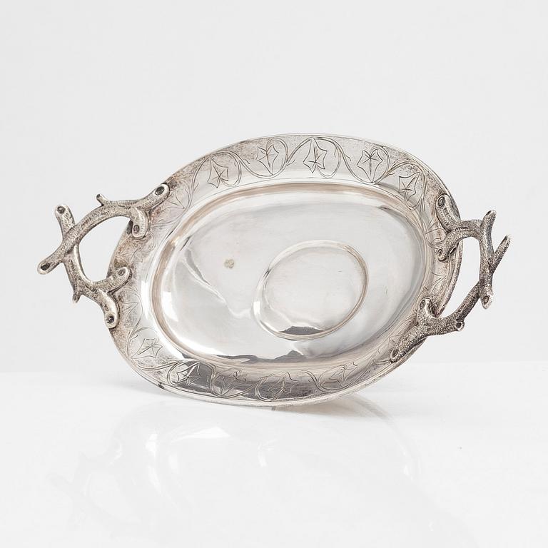 Skål, silver, Köpenhamn 1874. Oidentifierad mästare. Kontrollmästarstämpel Simon Groth.