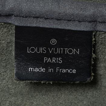Louis Vuitton, weekendväska, "Taiga Kendall PM".
