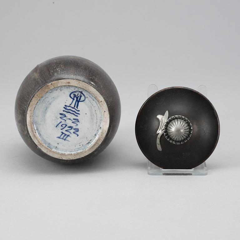 A Patrick Nordström stoneware urn with bronze cover, Den Konglige porcelainsfabrik, Denmark 1922.