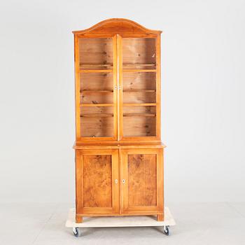 BOKSKÅP, senempire, 1800-talets mitt.