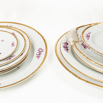 Royal Copenhagen, dinner service, 72 pieces, 'Juliane Marie Purple' 1905.