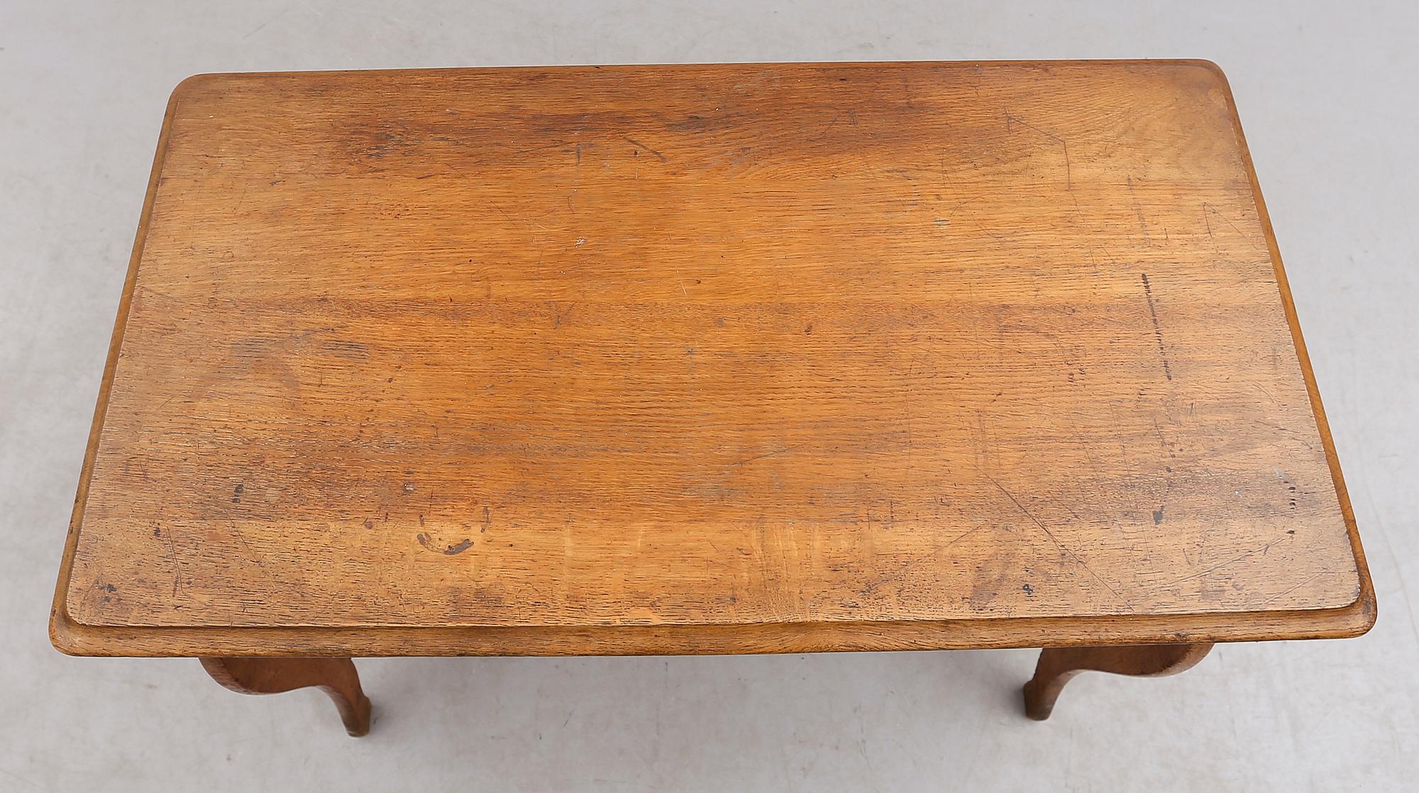 SKRIVBORD, 1900-talets första hälft.