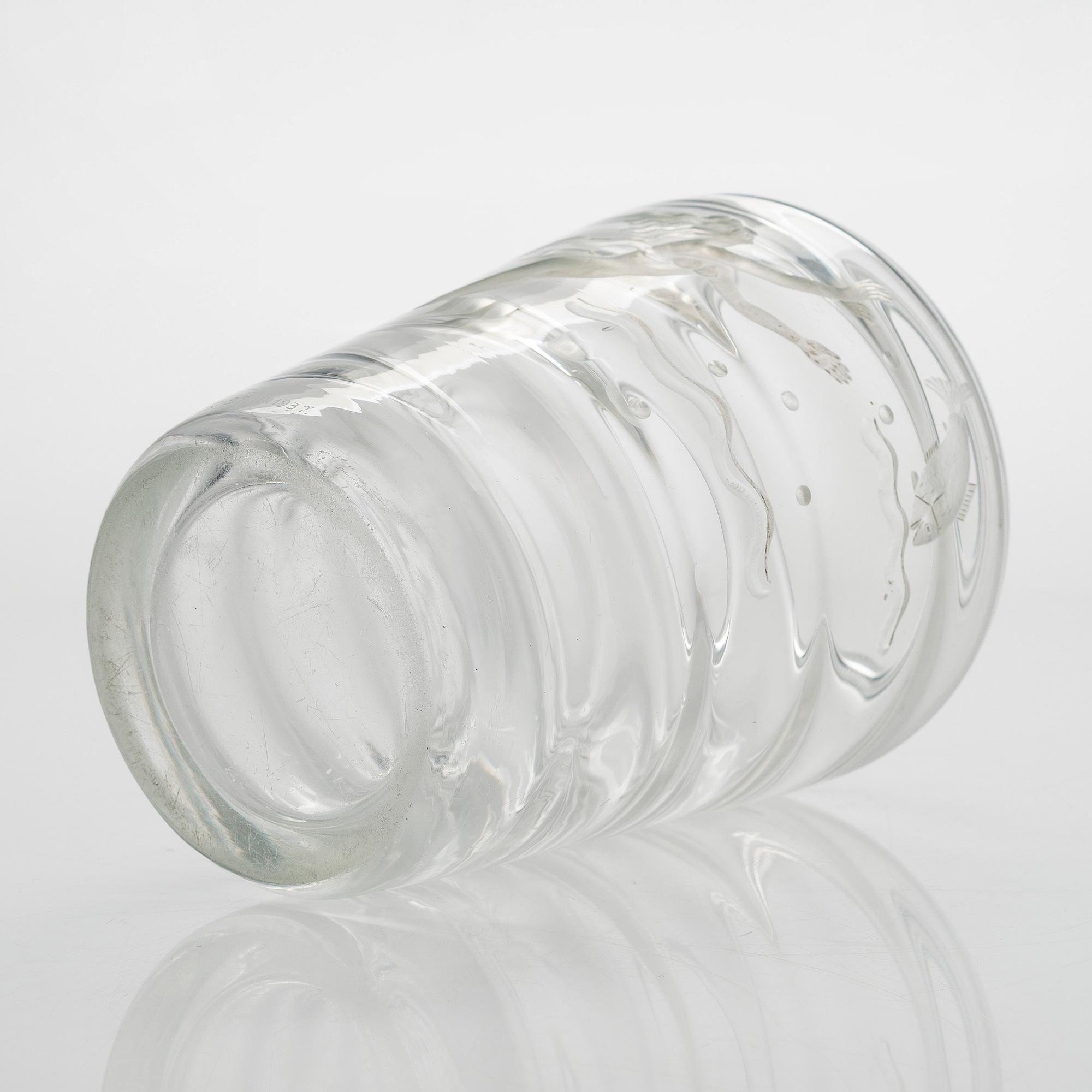 Arttu Brummer, probably, vase, engraved in Riihimäki 27.10 1937 (in Riihimäki 27.10 1937) .