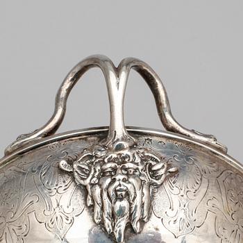 SKÅL, silver, med fantasistämplar. Ca 336 gr.
