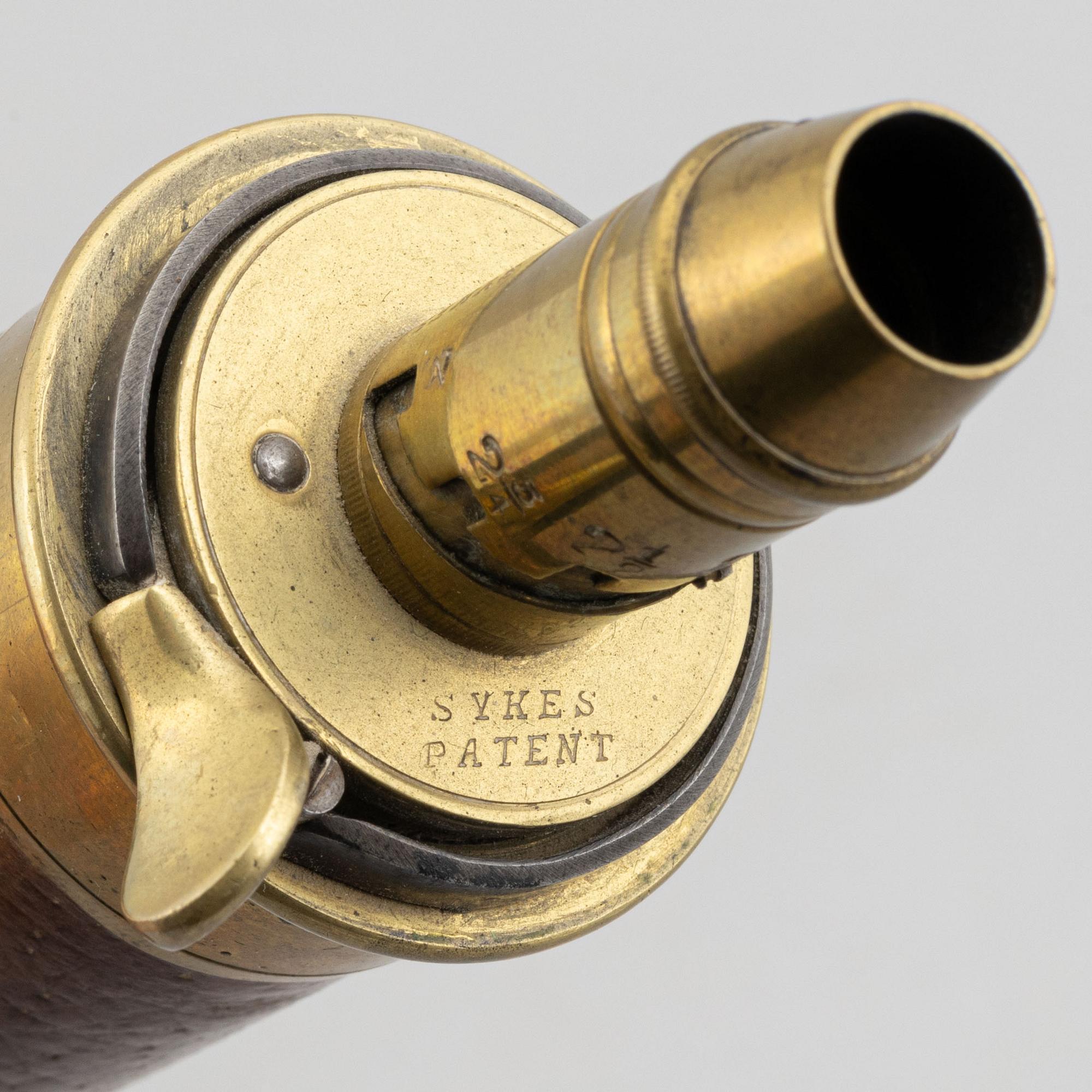 A percussion revolver, Colt 1851 Navy, in case, from the year 1863.
