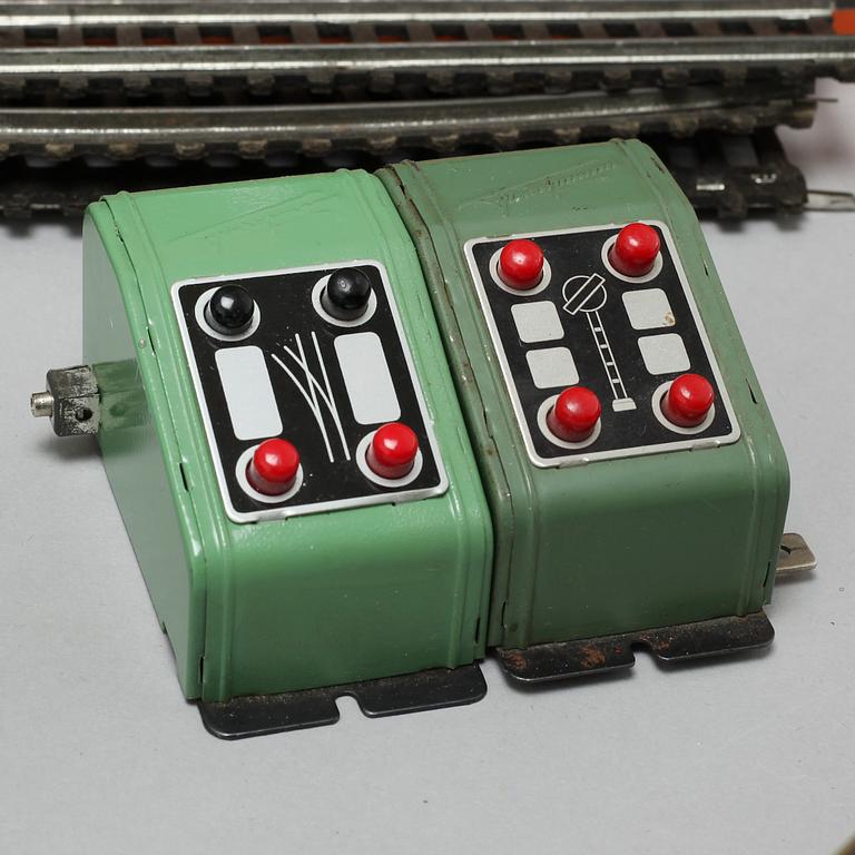 Model trains with rail from Fleishmann, Märkling and Mantua, 20th century.