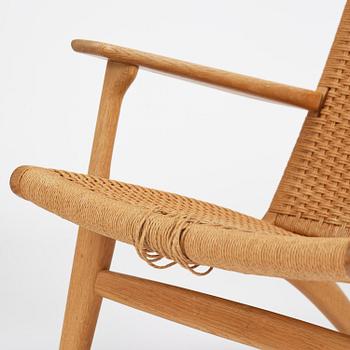 Hans J. Wegner, fåtöljer, ett par, "CH25", Carl Hansen & Son, Danmark, 1960-tal.