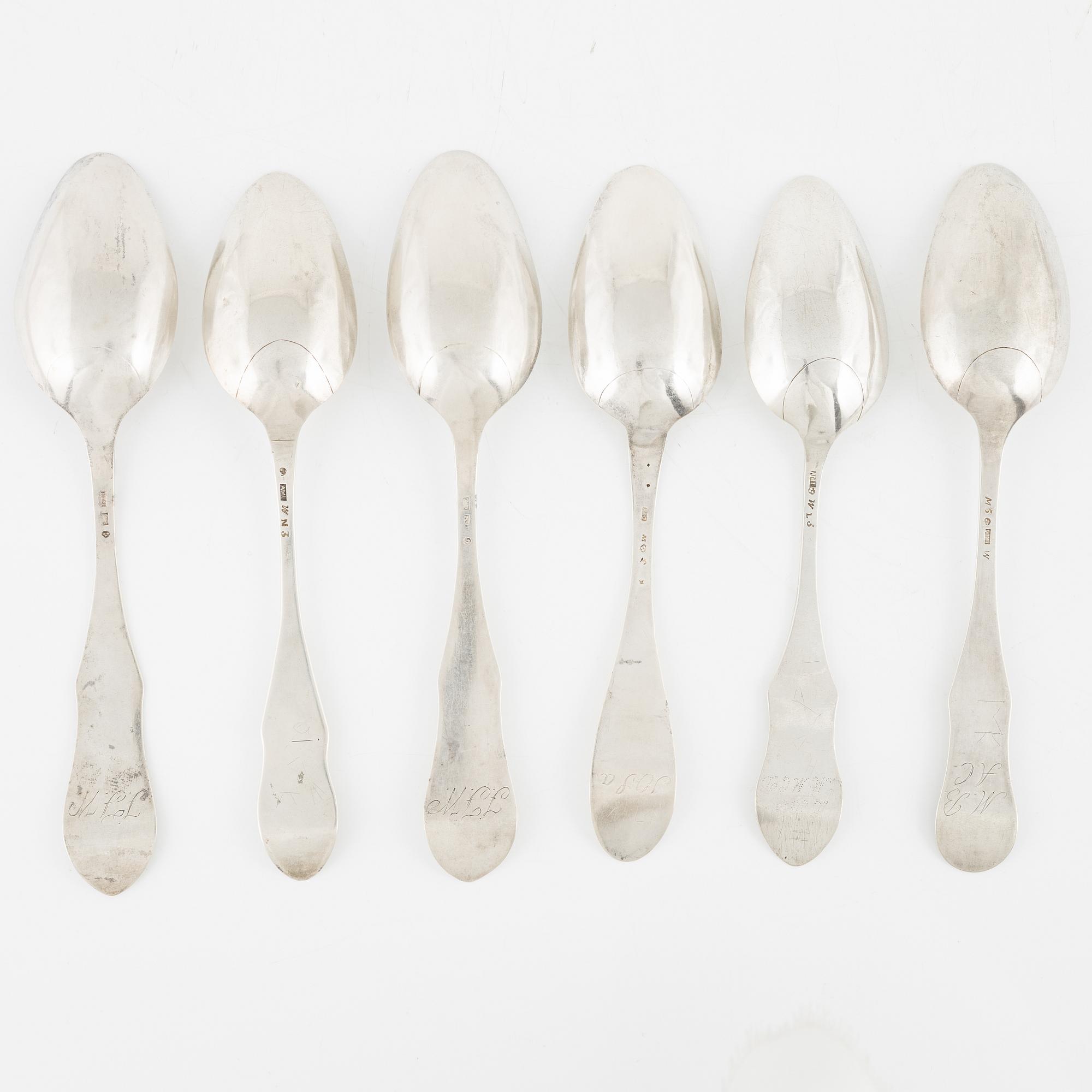 Skedar, 6 st, silver, olika mästare, bl.a. Johan Petter Molér, Visby, 1813 samt 1818.