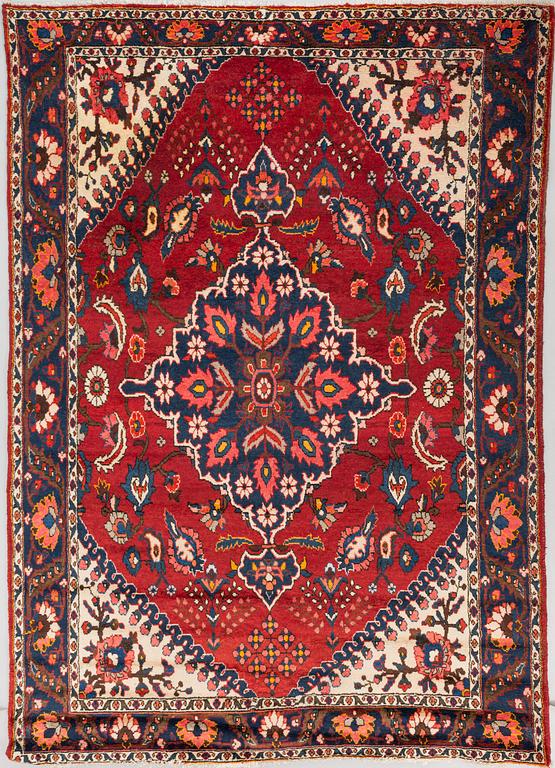 MATTO, Bakthiari, noin 328 x 232 cm.