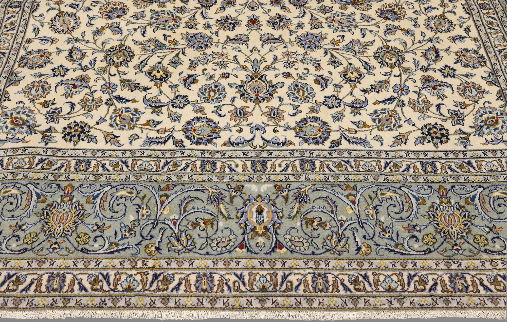 A Keshan carpet, 400 x 273 cm.