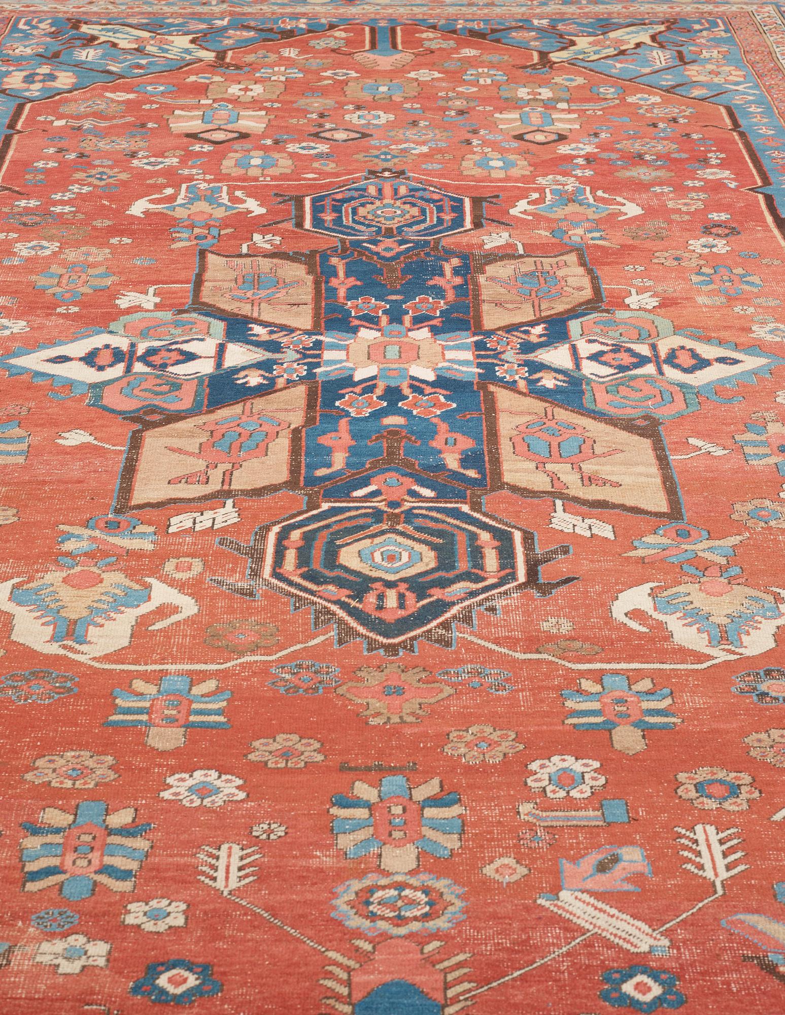 ANTIQUE HERIZ. 558 x 355 cm.