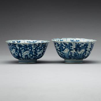 Two blue and white bowls, Ming dynasty, Wanli (1573-1612).