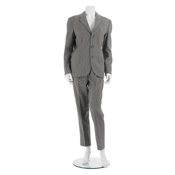 222. MEA, a men's grey wool suit consisting of jacket and pants.