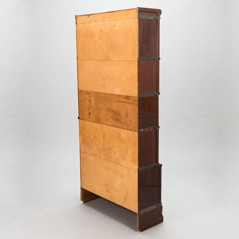 An early 20th century Billnäs book shelf / book cabinet.