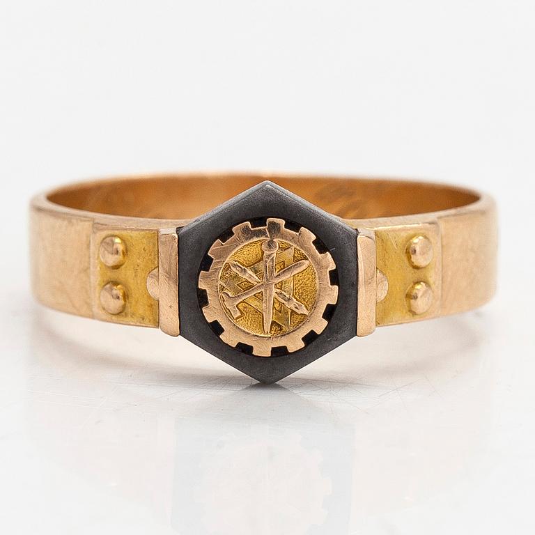 Ring, 18K guld, Suomen Kultaseppä Oy, Turku, 1920.